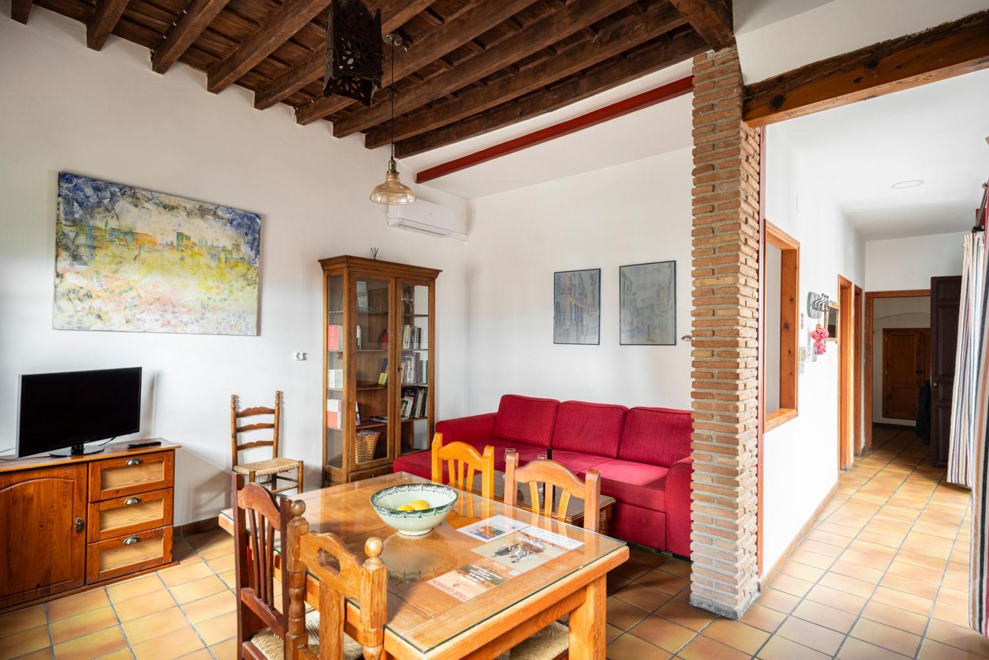 Spacious Sunny And Quiet Albayzin Apartment — Fotos 1
